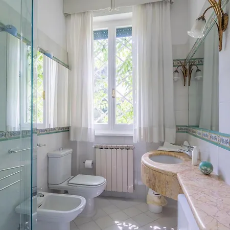 Apartmán Luxury With Swimming Pool At 700 Meters From The Sea Marina di Pietrasanta
