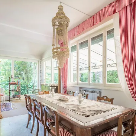Apartmán Luxury With Swimming Pool At 700 Meters From The Sea Marina di Pietrasanta