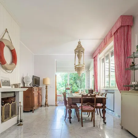 Luxury With Swimming Pool At 700 Meters From The Sea * Marina di Pietrasanta